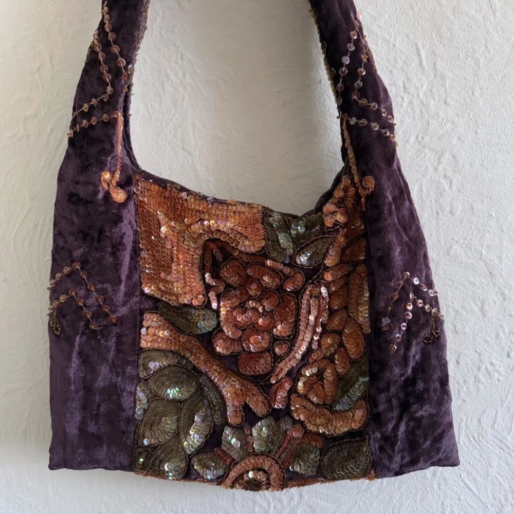 SOLD Y2K Aldo Velvet Floral Beaded Embroidered Hobo Bag - Picture 3 of 5